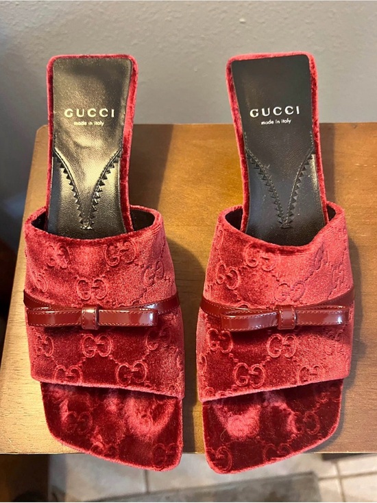 Gucci Shoes - Gucci 💚Red Velvet GG Logo Slide Mules with Bow Detail💚Like New Condition